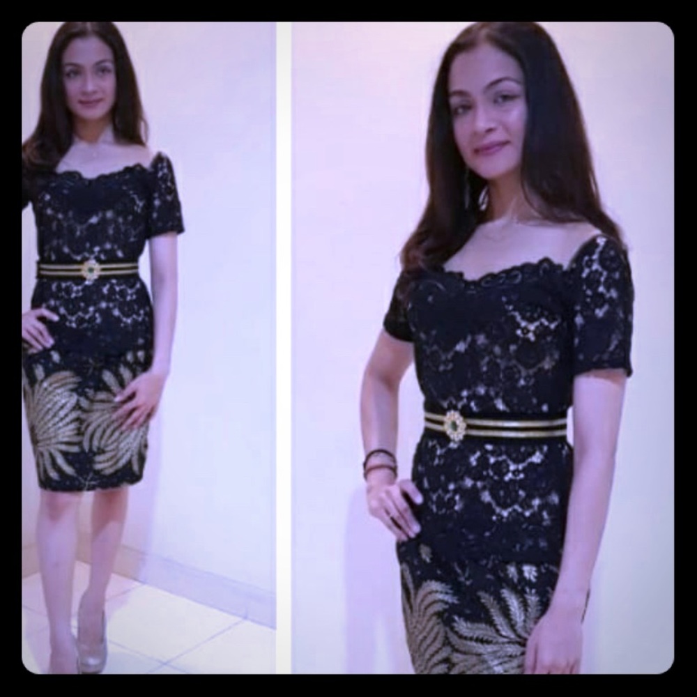 Sets Kebaya BALI $85 included sewing fee and ship